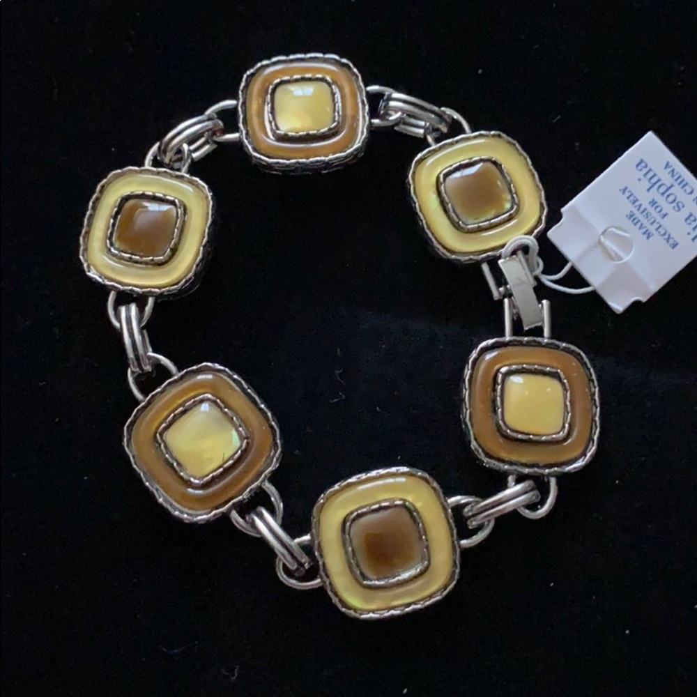 NWT Lia Sophia stone bracelet.